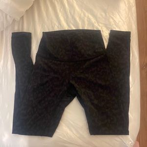 Animal print lulu lemon leggings